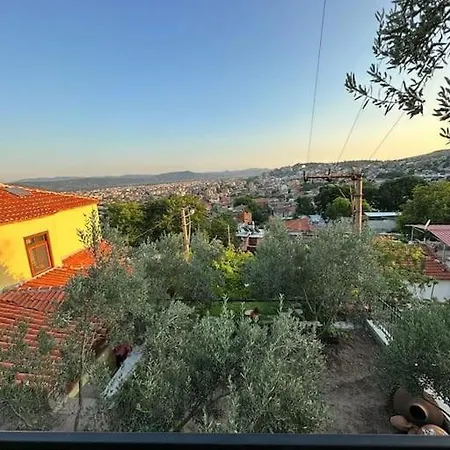 Holiday home Akropolun Eteginde Tas Ev Bergama