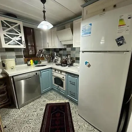 Holiday home Akropolun Eteginde Tas Ev Bergama